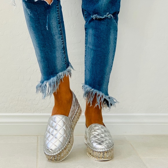 NIB Metallic Silver Quilted Platform Espadrille - Picture 2 of 7